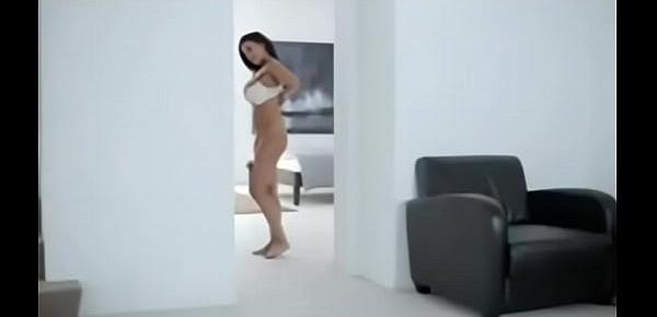  Horney MILF Priya Rai